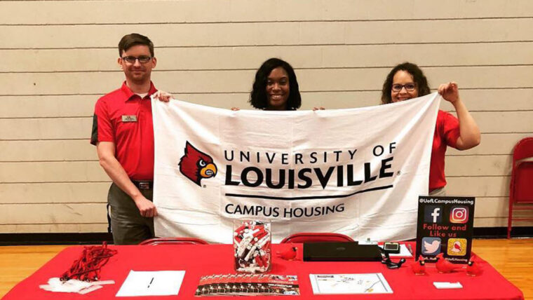 CoB Backgrounds : University of Louisville – College of Business