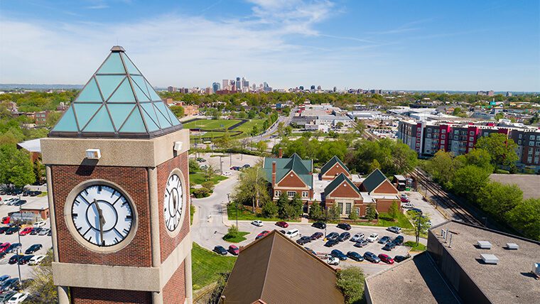 Alumni : University of Louisville – College of Business