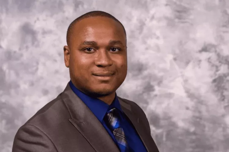 Thomas Allen headshot